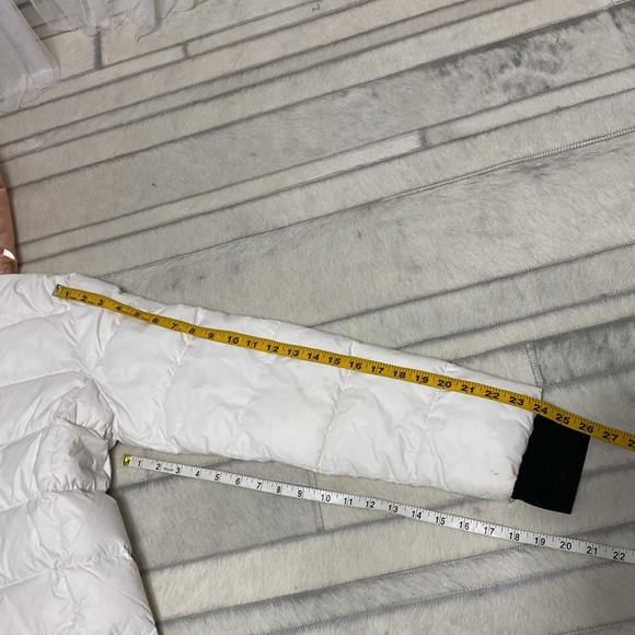 Calvin Klein performance walking down puffer jacket, hoodie! Size M - Picture 17 of 17